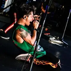 2026年最新】ONE OK ROCK takaの人気アイテム - メルカリ