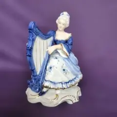 ハープを持つ女性の陶器像 陶器製 貴婦人 ハープ フィギュリン 置物 - メルカリ