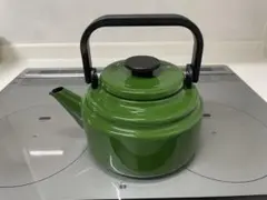 Item thumbnail for item 2709c3f9-ad18-4434-966d-78c92a55f7cf