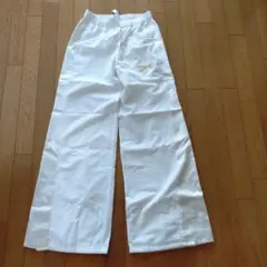 リーボック　コットワイラーウーブンパンツ　アイボリー