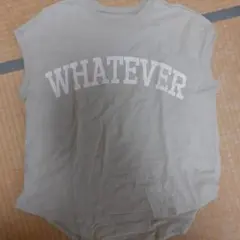 アンドミーWHATEVER ロゴ 半袖 Tシャツ ライトグレーのサムネイル