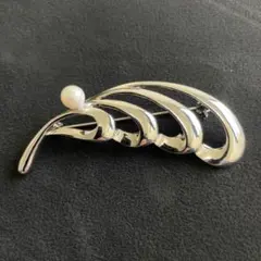 【20】一粒パールブローチ　シルバートーン　ヴィンテージ　エレガント