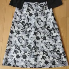 【Le souk】 花柄ラメ入りスカート サイズ2(M)のサムネイル