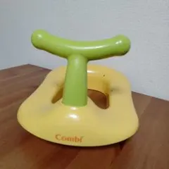 Combi コンビ 補助便座 トイレトレーニング 18ヶ月から使用可能のサムネイル