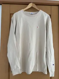 Champion ベージュ 長袖Tシャツ