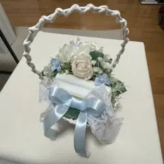 【美品】ホワイト リングピロー用バスケット