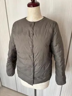 美品　無印良品軽量ダウンポケッタブルノーカラー ジャケット Lサイズ