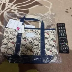 mikoa LOWRYS FARMコラボ ハローキティ バッグ