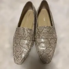 OdetteeOdileローファーパンプスのサムネイル