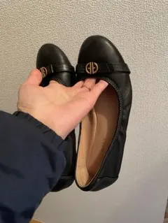 ブラック バレエフラットシューズ リボン付き