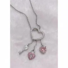 SWAROVSKI ピンクハート鍵モチーフネックレス シルバー 美品