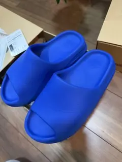 未使用 YEEZY SLIDEイージースライド イエロー サンダル US 9 - メルカリ