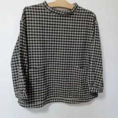 チェック柄長袖シャツ