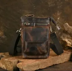 本革製　ボディバッグ