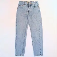 ZARA テーパード ジーンズ ライトブルー M ウエスト72cmのサムネイル