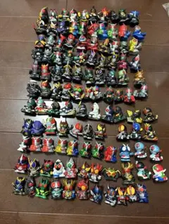 日*0様 仮面ライダー フィギュアセット 約110体
