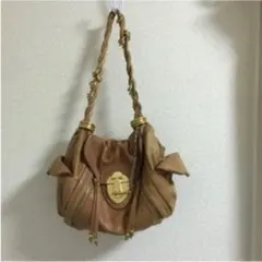 ショルダーバッグ ハンドバッグ　本革　ベージュ