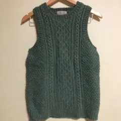 スピックアンドスパン　ケーブル編みニットベスト 最終お値下げしました♪