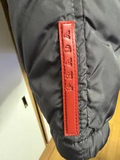 PRADA ダウンベスト Tg.50 グレー