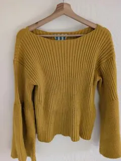 リブ編みフレア袖セーター マスタード