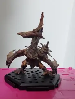 モンスターハンター　モンハン　フィギュア　モノブロス