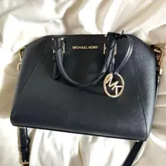MICHAELKORS ショルダーバッグ　黒
