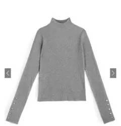 ハイネックハートボタンニットトップス　グレー