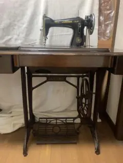 改良版 大きくなったアンティークなミシンテーブル デスク ドレッサー