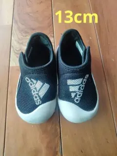 adidas ブラック スリッポン　13cm