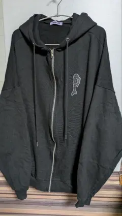 プニュズ パーカー