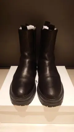 2026年最新】Tony Bianco サイドゴアブーツの人気アイテム - メルカリ