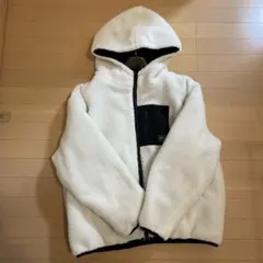 ホワイトフリースジャケット フード付き