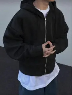 短丈ジップパーカー