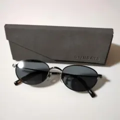 OWNDAYS サングラス ブラック オーバル型 ケース付きのサムネイル