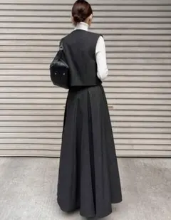 2点セット　ダブルブレスト　ノースリーブトップ&スカート