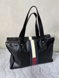 本革！渋い！トミーヒルフィガー レザートートバッグ ビジネスでもカジュアルでも！