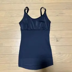 ブラック スリムフィット タンクトップ