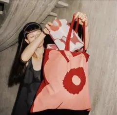 マリメッコ marimekko ノベルティトート ホリデー　2024 新品未開封