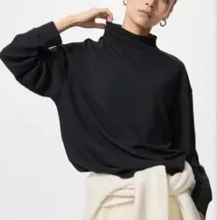 【新品】UNIQLO ソフトニットフリースモックネックT ブラック