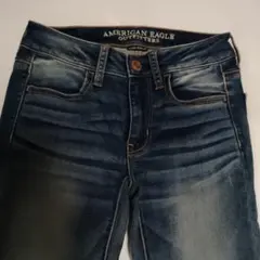 American Eagle スキニーデニムパンツのサムネイル