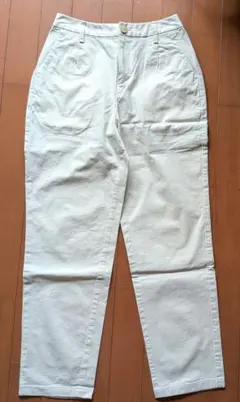 CROCODILE アイボリー カジュアルパンツ Sのサムネイル