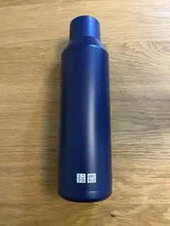 ユニクロ 40周年感謝祭 ノベルティ 炭酸対応ステンレスボトル　ダークネイビー