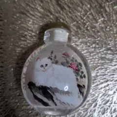 猫の絵柄 ガラス製 鼻煙壺 - メルカリ
