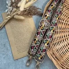 287.インド刺繍ショルダーストラップ　スマホショルダー