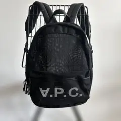 A.P.C. 黒 キルティング リュック A.P.C. 黒 キルティング リュック