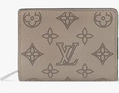 LOUIS VUITTON 二つ折り財布 モノグラムのサムネイル