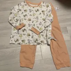 ユニクロ 100cm パジャマ 長袖長ズボン プーさん✕薄オレンジ