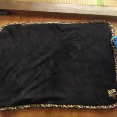 d.i.a. フリースブランケット 黒 ヒョウ柄