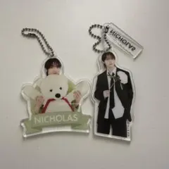 &TEAM ニコラス アクリルキーホルダー
