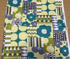 SCANDINAVIAN LIFE 生地 グリーン系 1m